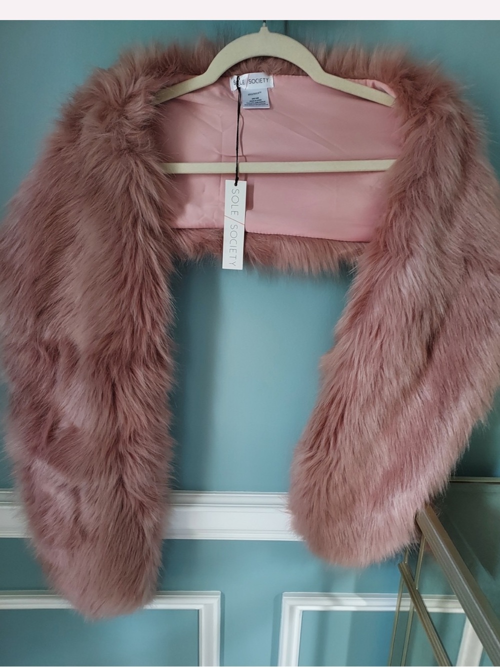 Sole Society Dusty Rose Faux Fur Stole